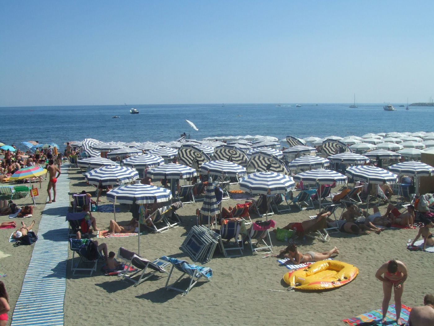 Spiagge Libere Attrezzate Nel 2018 Oltre 150 In Tutta Liguria Goa Magazine