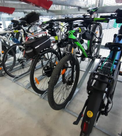 Stazione per 2 Biciclette All In One - Stazione di Gonfiaggio e